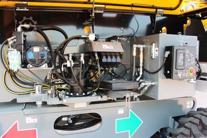 Telescopic boom lift Haulotte HT28RTJ Pro Diesel, 4x4 Drive, 27.9 m Working Heig