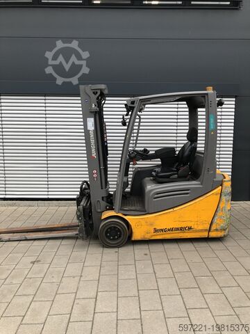 Elektrisch – 3 Räder Jungheinrich EFG 220