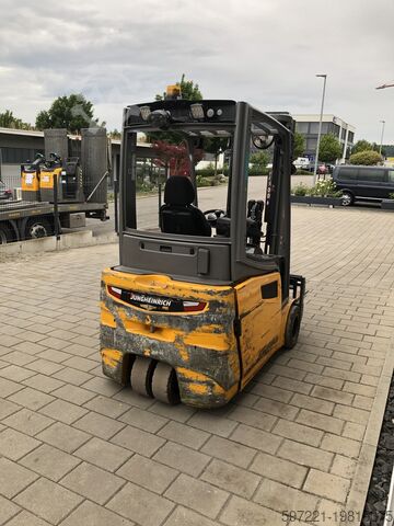Elektrisch – 3 Räder Jungheinrich EFG 220