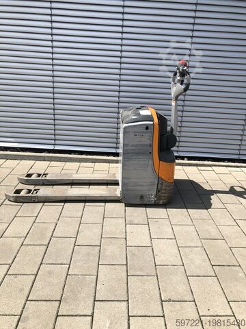 Electric Pallet Trucks Still EXU16 BJ:2020