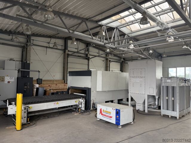Laserschneidmaschine LVD PHOENIX FL 3015 Fiber 6 kW