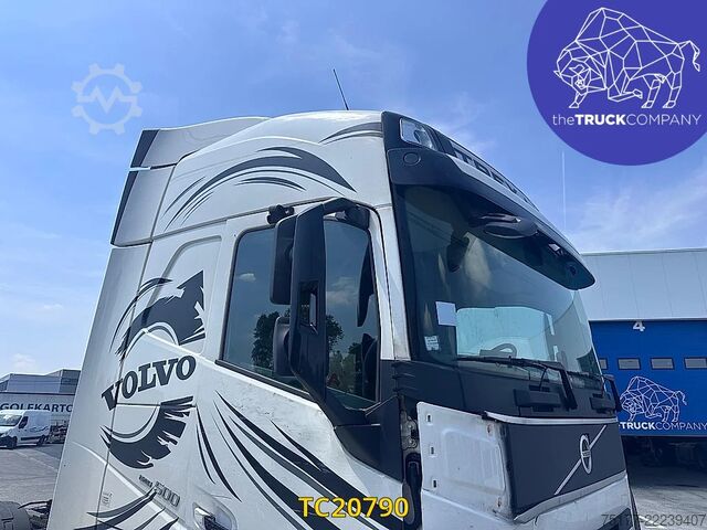 Standard-SZM Volvo FH ENGINE DAMAGE - MOTORBESCHADIGUNG