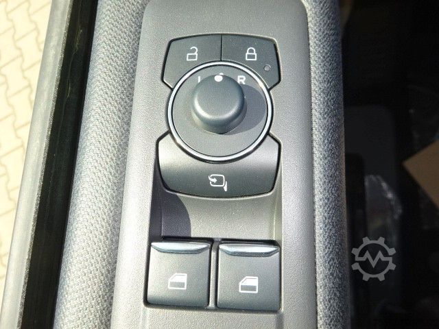 Kleinbus FORD Tourneo Custom 320L2 Titanium AT AHK Kam Navi