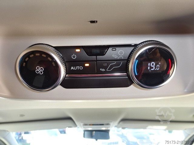 Kleinbus FORD Tourneo Custom 320L2 Titanium AT AHK Kam Navi