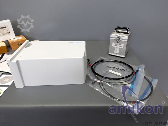 UV/ViS near-infrared spectrometer Perkin Elmer Lambda 950