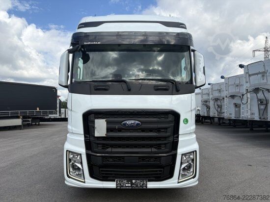 Standard tractor unit FORD F-MAX 500, INTARDER