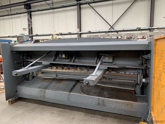 Hydraulische Guillotineschere HACO TS 3006 - 3000 x 6,5 mm
