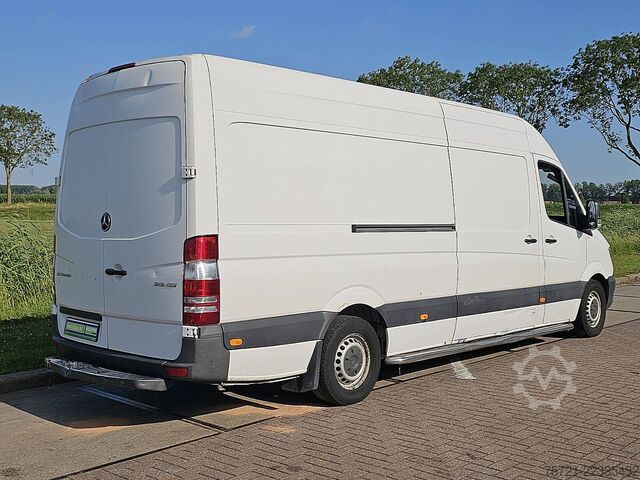 Reefer van MERCEDES-BENZ SPRINTER 313 L3H2 Maxi FRIGO Ac!