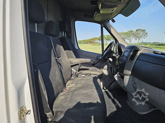 Reefer van MERCEDES-BENZ SPRINTER 313 L3H2 Maxi FRIGO Ac!