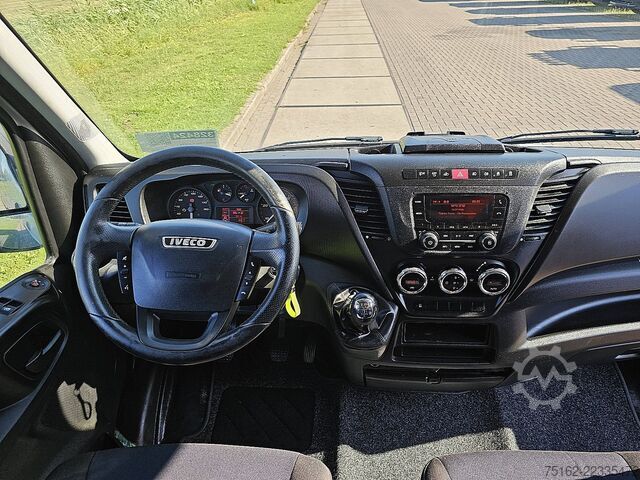 High-roof van IVECO DAILY 35S14       L2H2 Airco Euro6!