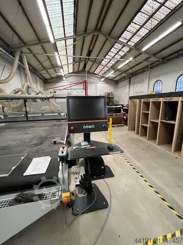 CNC-Bearbeitungszentrum Holz-Her Dynestic 7507 10.7 push