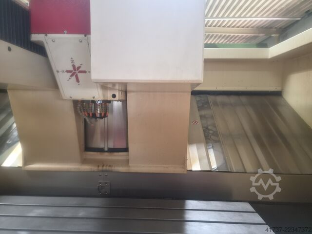 Vertical machining center Hedelius C80 /40/530/1800/8