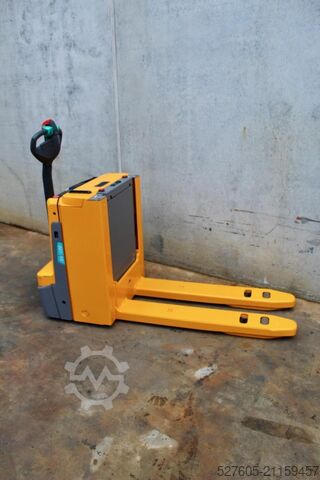 Niederhubwagen Jungheinrich EJE C20