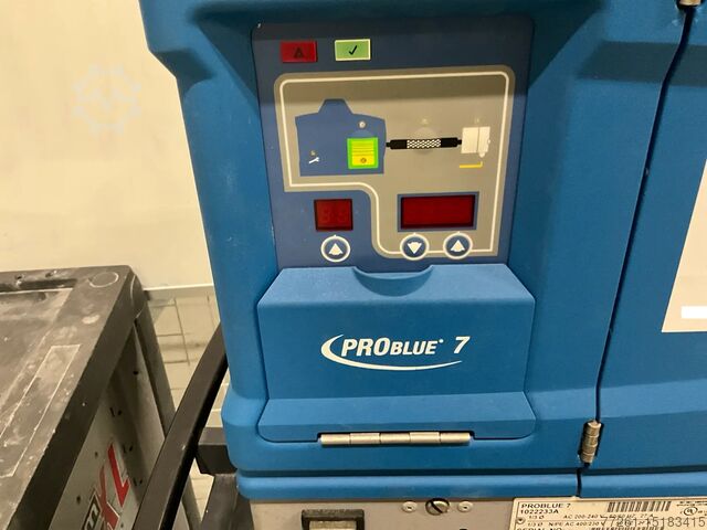 Sealing machine NORDSON PROBLUE 7 HOTMELT GLUE UNIT 