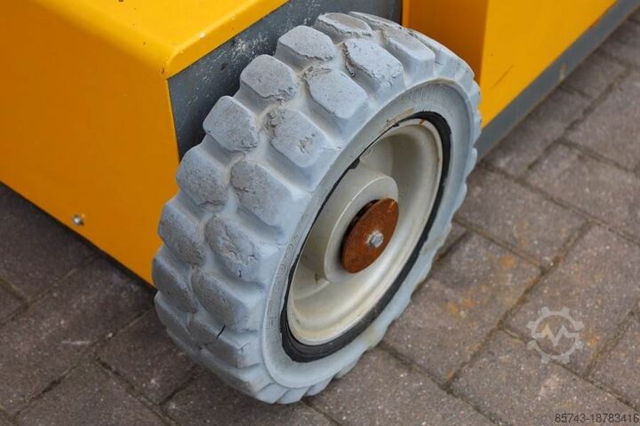 Articulated boom lift Haulotte STAR 12 Electric, 12m Working Height, 3m Reach, 21