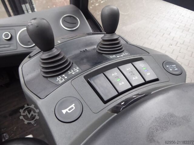 Dieselstapler Linde H35D-01