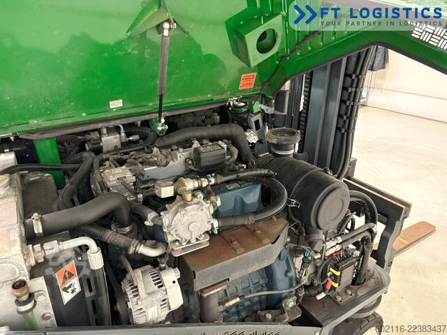  Combilift CB2500 GAS TRIPLEX 4900 FULL CABIN