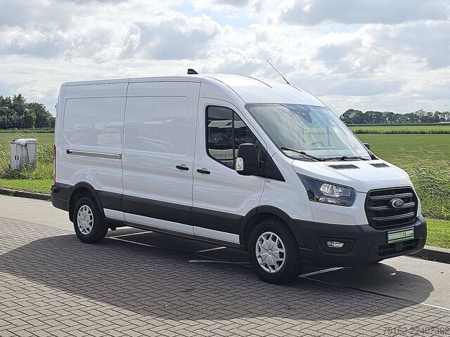 High-roof van FORD TRANSIT 2.0 L3H2 Airco Camera