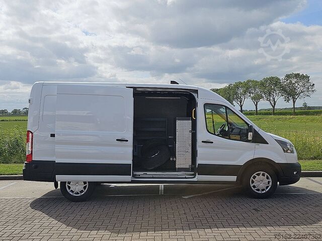 High-roof van FORD TRANSIT 2.0 L3H2 Airco Camera