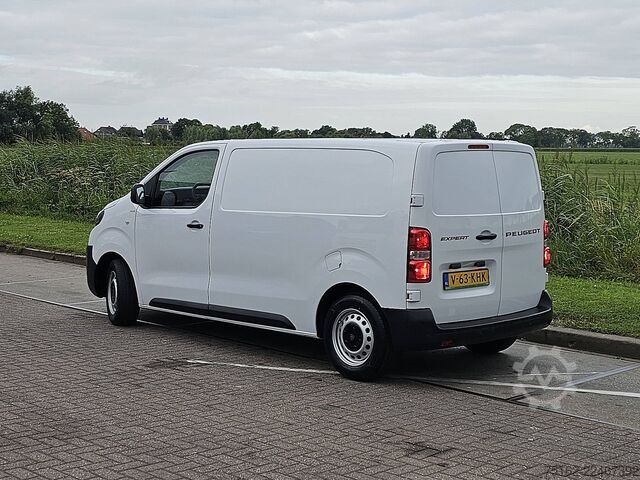High-roof van PEUGEOT EXPERT 1.5 L2 Euro6 NAP 120Pk!
