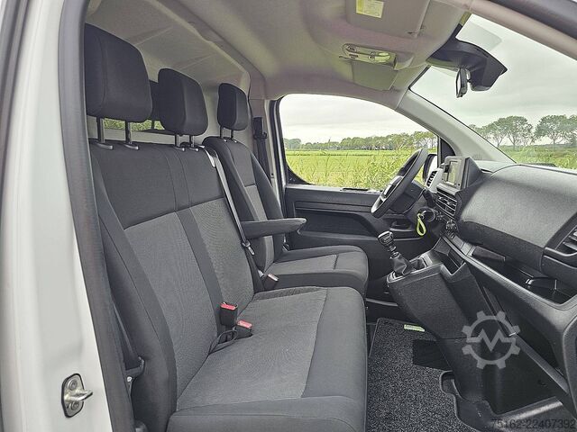 High-roof van PEUGEOT EXPERT 1.5 L2 Euro6 NAP 120Pk!