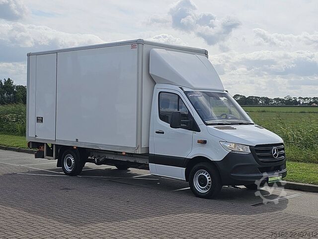 Suitcase MERCEDES-BENZ SPRINTER 314 Bakwagen Laadklep!