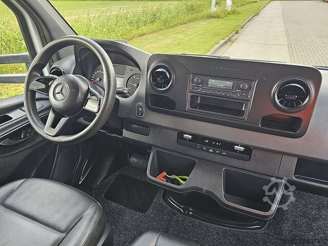 Suitcase MERCEDES-BENZ SPRINTER 314 Bakwagen Laadklep!