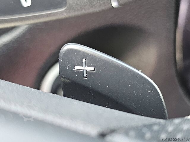High-roof van MERCEDES-BENZ VITO 114 L2 Aut. LED 136pk!