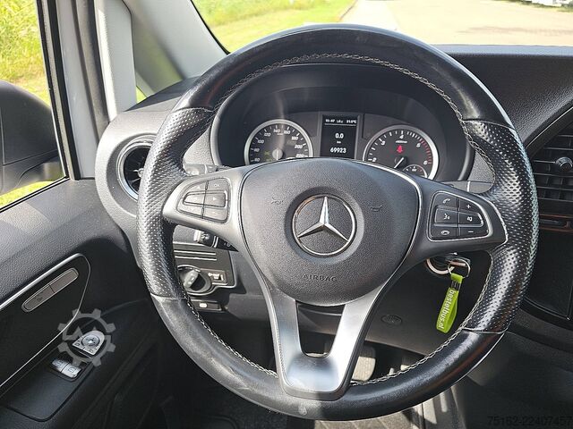 High-roof van MERCEDES-BENZ VITO 114 L2 Aut. LED 136pk!