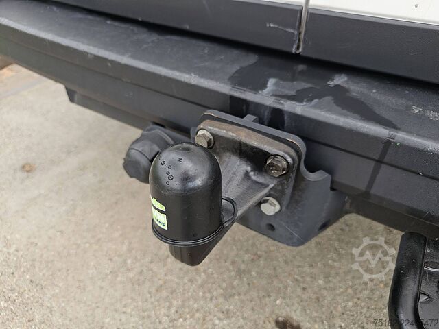 Hochdachkombi VOLKSWAGEN CRAFTER 2.0 L3H3 Automaat Navi