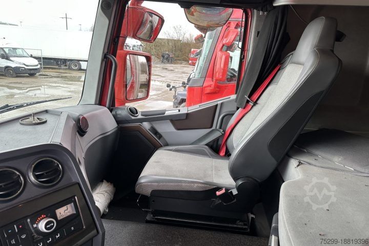 Flatbed truck with tarp Renault T460 4x2 Pritsche-Plane/ Swiss-Vehicle