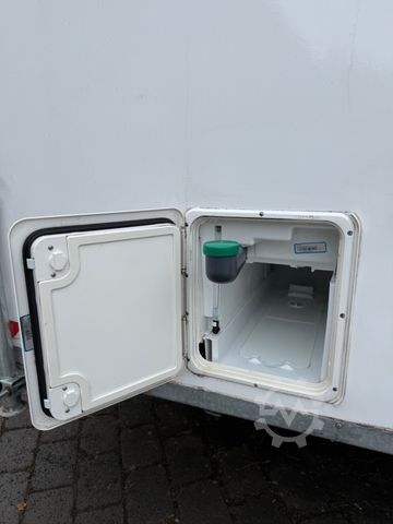 Anhänger BLYSS Langläufer Heizung/Diesel WC Küche/ Lithium Batt