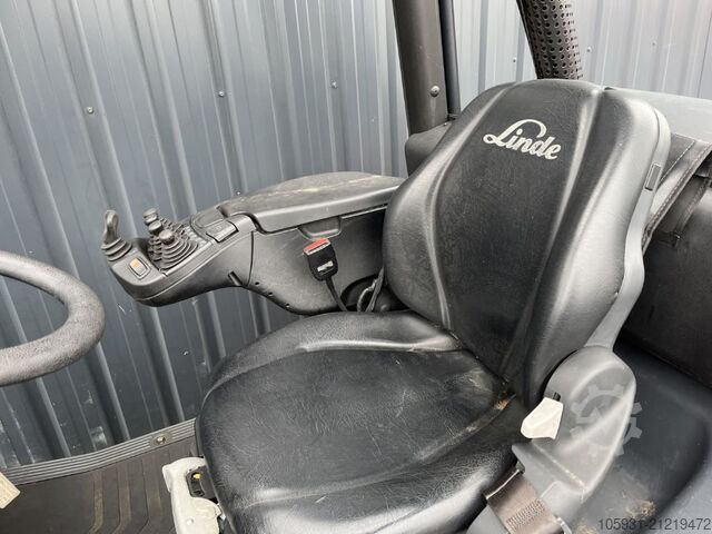 Treibgasstapler Linde H25T-01