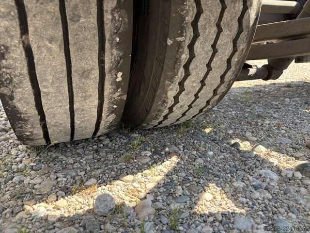 Anhänger-Wechselfahrgestell SOMMER Verzinkte BDF Lafette 235/75R17,5 BPW
