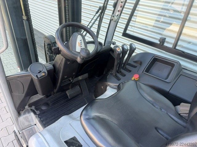 Elektro 4 Rad-Stapler Still RX60-20