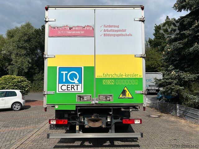 LKW mit Kofferaufbau RENAULT 330 DXI Koffer Fahrschule 4x2