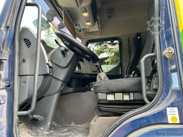 LKW mit Kofferaufbau RENAULT 330 DXI Koffer Fahrschule 4x2