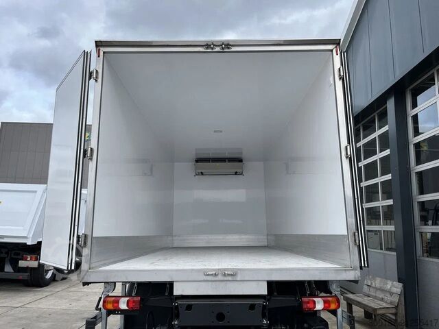 Refrigerated/frozen transport Mercedes-Benz Atego 1725 4x4 Refrigerator Truck