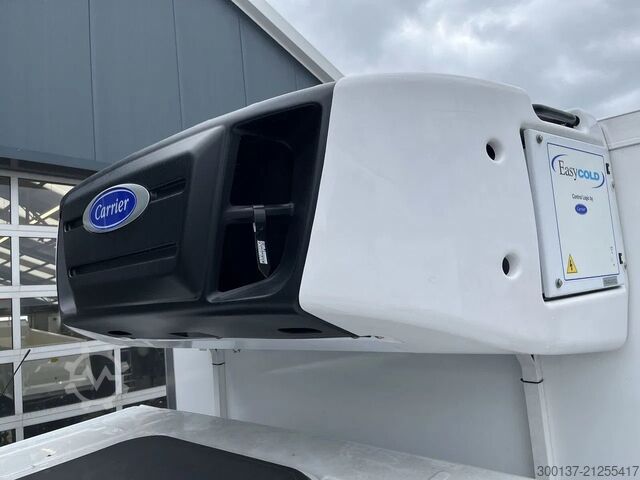 Refrigerated/frozen transport Mercedes-Benz Atego 1725 4x4 Refrigerator Truck