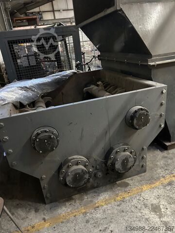 Four shaft shredder Decoval 4-shaft shredder