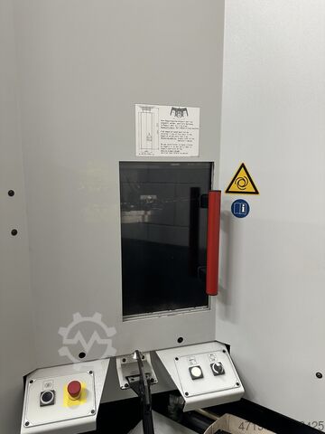 Vertikales Bearbeitungszentrum HERMLE C30 V (HSC - 40.000 RPM)