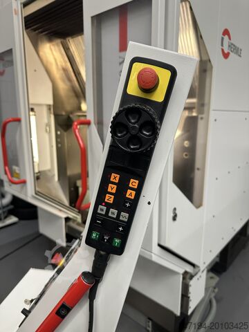 Vertikales Bearbeitungszentrum HERMLE C30 V (HSC - 40.000 RPM)