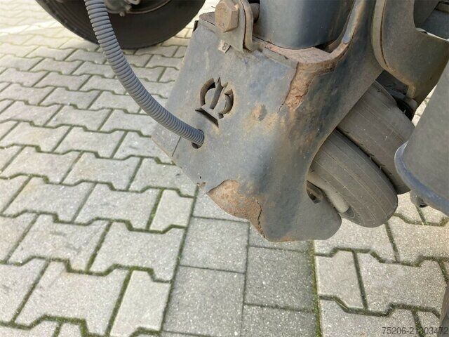 Auflieger-Wechselfahrgestell Krone Box Liner TU70