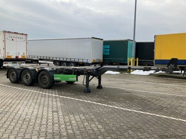 Auflieger-Wechselfahrgestell Krone Box Liner TU70