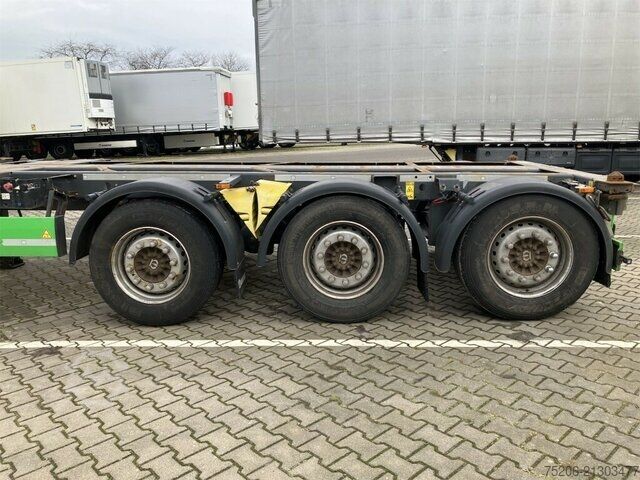 Auflieger-Wechselfahrgestell Krone Box Liner TU70