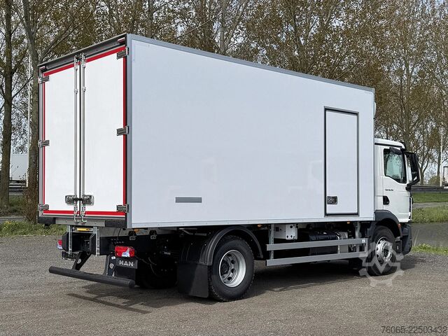 Refrigerated/frozen transport MAN TGM 18.250 Bb CH Refrigerated Box Truck