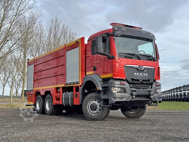 Fire engine MAN TGS 33.400 BB CH Fire Fighter Truck (14 units)