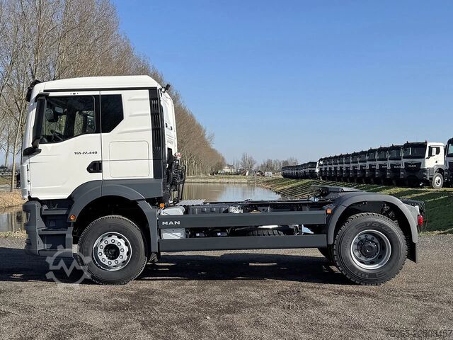 Standard-SZM MAN TGS 22.440 BB SA Tractor Head (7 units)
