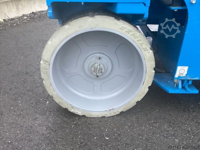 Scherenarbeitsbühne Genie GS3246 E-Drive