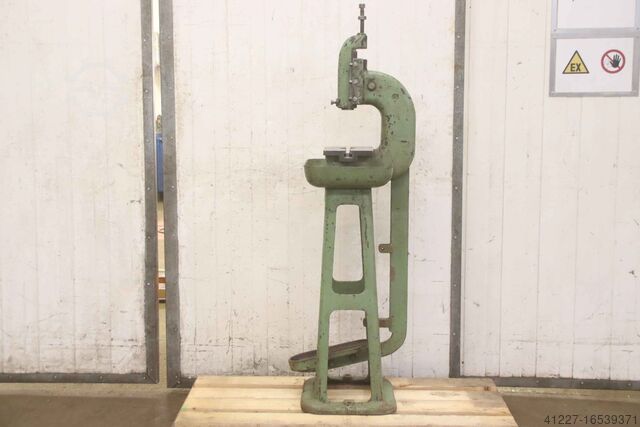 Knee lever press with foot pedal unbekannt 460/400/H1450 mm